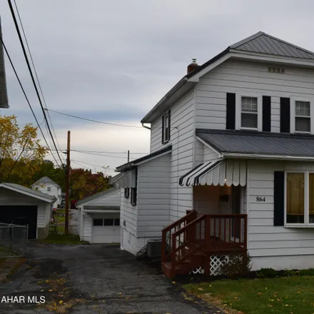 Buy this 2 bed house on 864 38th Street in Altoona, PA 16601