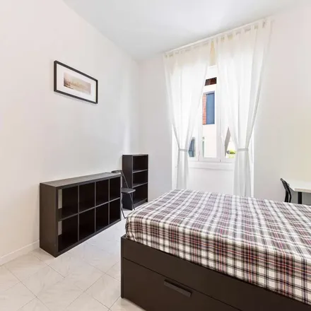 Rent this 5 bed room on Via Pantigliate in 20147 Milan MI, Italy