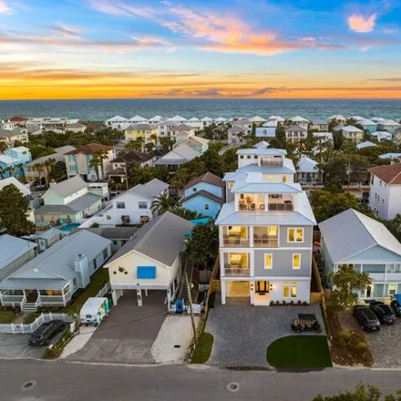 Buy this 9 bed house on 65 Daytona St in Miramar Beach, Florida