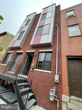 Rent this 3 bed house on 2111 North 5th Street in Philadelphia, PA 19122