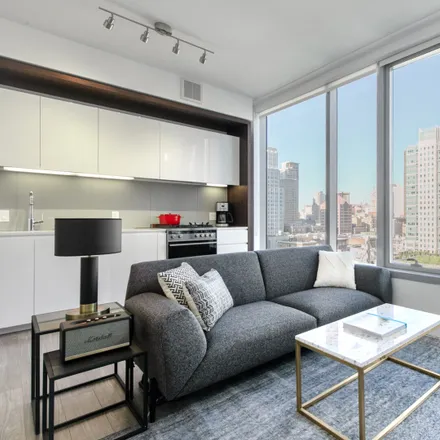 Rent this 1 bed apartment on 33 Tehama in 33;41 Tehama Street, San Francisco