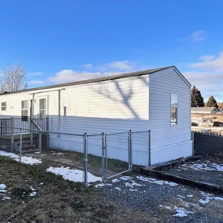 Buy this studio apartment on 2441 Colusa Street in Butte, MT 59701