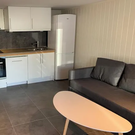 Rent this studio apartment on Smedkåsvegen 42