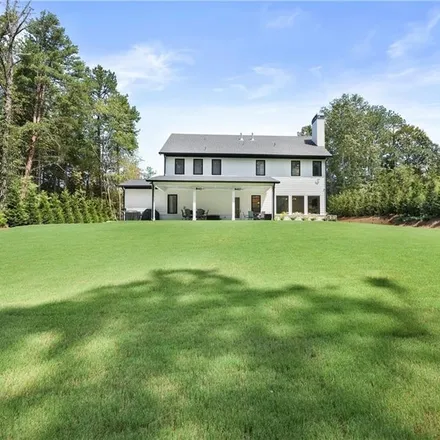 Image 3 - 5698 Lakeshore Road, Lake Forest, Buford, GA 30518, USA - House for sale