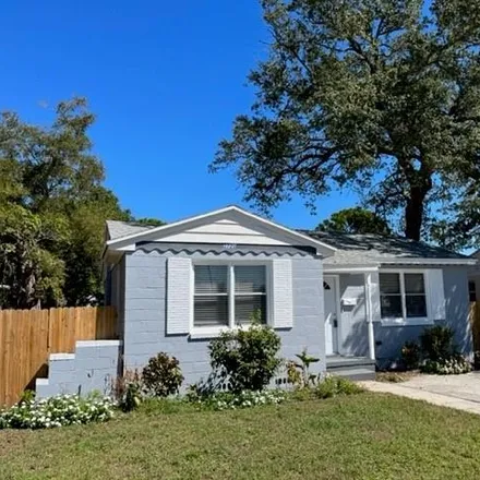 Image 2 - 2720 Edwards Avenue South, Saint Petersburg, FL 33705, USA - House for rent