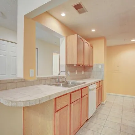 Image 6 - 657 Burtons Cove Way, Lincoln Heights, Anne Arundel County, MD 21405, USA - Condo for sale