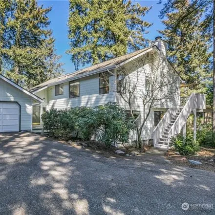 Buy this 5 bed house on 1228 11th Court Southwest in Olympia, WA 98502