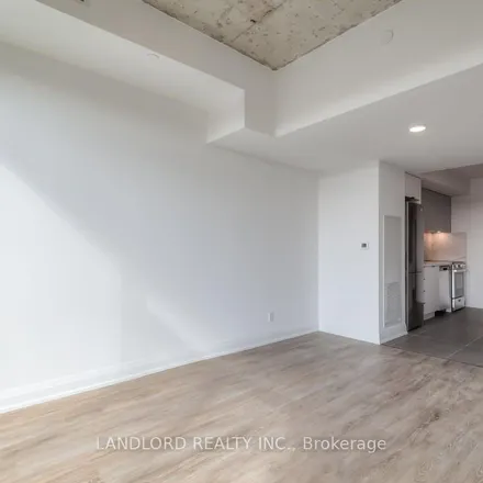 Image 7 - 57 Brock Avenue, Old Toronto, ON M6K 2K7, Canada - Apartment for rent