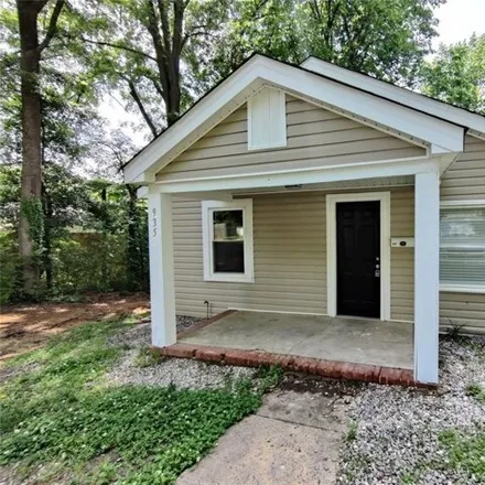 Buy this 2 bed house on 995 South Chestnut Street in Gastonia, NC 28054
