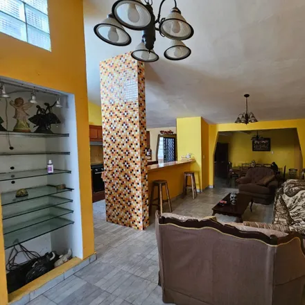 Buy this 5 bed house on Avenida de las Flores in Fraccionamiento Heriberto Kehoe Vicent, 86030 Villahermosa