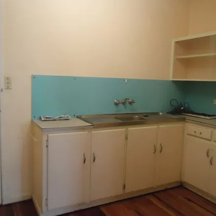 Rent this 1 bed apartment on 81 Peach Street in Greenslopes QLD 4120, Australia