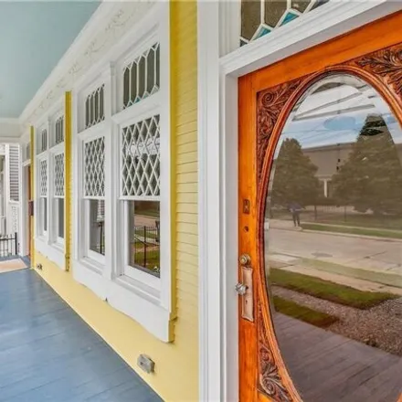 Image 3 - 2121 General Pershing Street, New Orleans, LA 70115, USA - House for sale