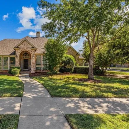 Buy this 4 bed house on 1202 Hat Creek Trail in Southlake, TX 76092