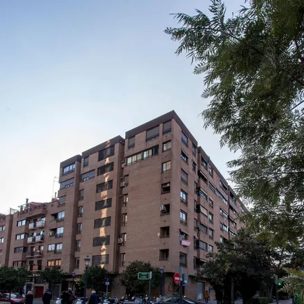 Rent this 5 bed apartment on Avinguda d'Aragó in 20, 22