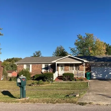 Buy this 3 bed house on 3046 Centennial Avenue in Radcliff, KY 40160
