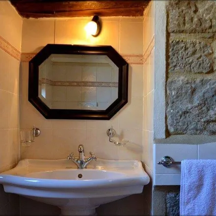 Image 2 - Cortona, Arezzo, Italy - Apartment for rent