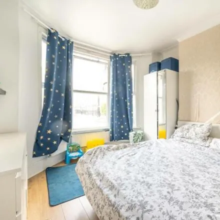 Buy this 3 bed townhouse on Hollington Road in London, E6 3QN