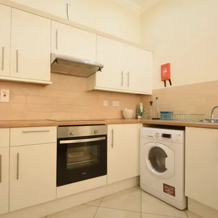 Rent this 1 bed apartment on Claude Road in Albany Road, Cardiff