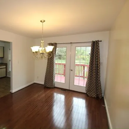 Image 6 - 14502 Cambridge Circle, Laurel, MD 20707, USA - House for rent