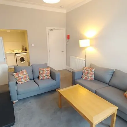 Image 1 - 247 Garrioch Road, North Kelvinside, Glasgow, G20 8QZ, United Kingdom - Apartment for rent