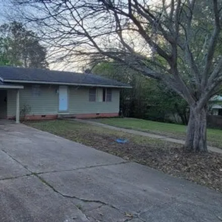 Buy this 2 bed house on 499 West Tennis Street in Opelousas, LA 70570