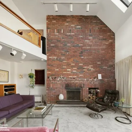 Image 2 - 170 West 76th Street, New York, NY 10023, USA - Apartment for sale