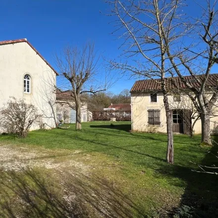 Image 3 - 86400 Blanzay, France - House for sale