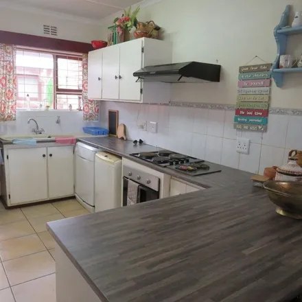 Image 1 - Malgas Street, Camelot, Western Cape, 7100, South Africa - Townhouse for rent