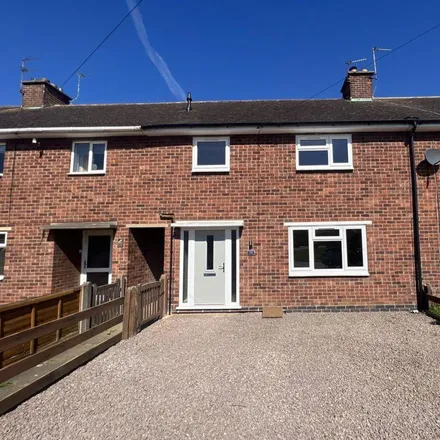 Rent this 3 bed townhouse on Oxford Street in Syston, LE7 2AS