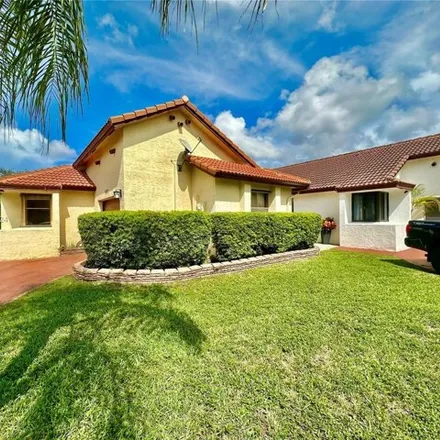 Image 2 - 601 SW 113th Ave, Pembroke Pines, Florida, 33025 - House for sale