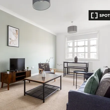 Rent this 1 bed apartment on 77 De Beauvoir Road in De Beauvoir Town, London