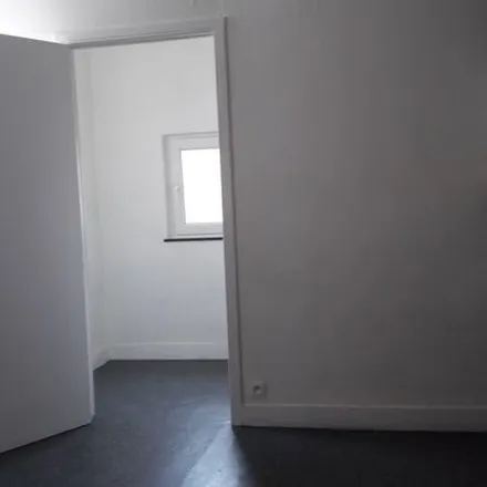 Rent this 1 bed apartment on Rue Reynier 73 in 4000 Liège, Belgium