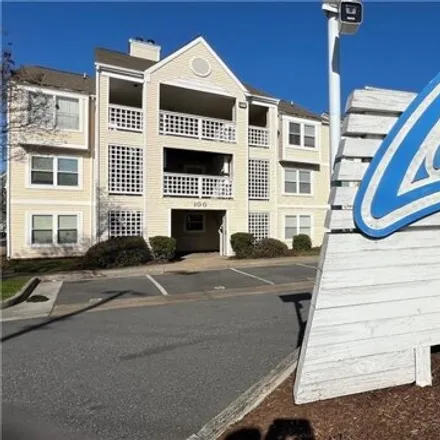 Buy this 1 bed condo on 106 Lantana Lane in Hampton, VA 23669