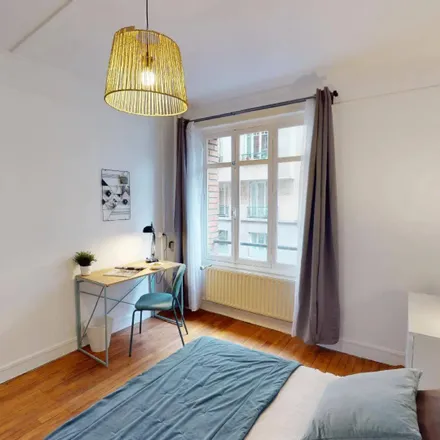 Rent this 3 bed room on 1 Rue Louis Codet in 75007 Paris, France
