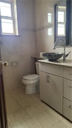 Image 7 - 1797 West 7th Street, New York, NY 11223, USA - Duplex for sale