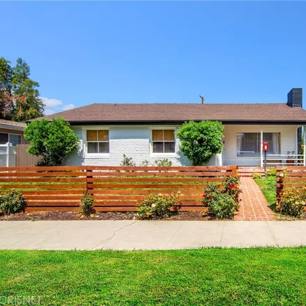 Image 6 - 22237 Welby Way, Los Angeles, CA 91303, USA - House for sale