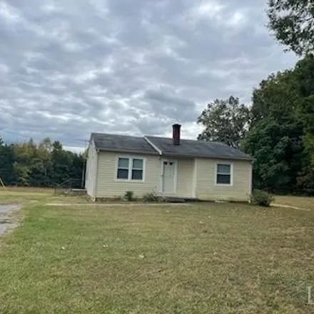 Buy this 2 bed house on 6204 Straightstone Road in Straightstone, Pittsylvania County