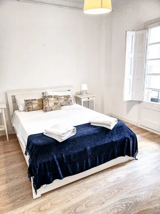 Rent this 3 bed apartment on Carrer de la Diputació in 403, 08013 Barcelona