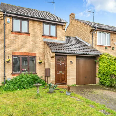 Buy this 3 bed house on Culmstock Close in Bletchley, MK4 2BH