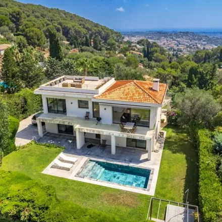 Buy this 5 bed house on Cannes