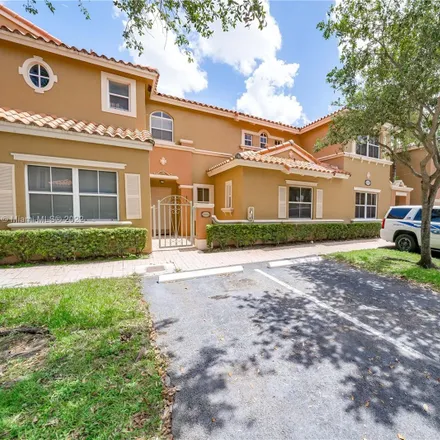 Image 2 - 8424 Northwest 139th Terrace, Miami Lakes, FL 33016, USA - Townhouse for sale