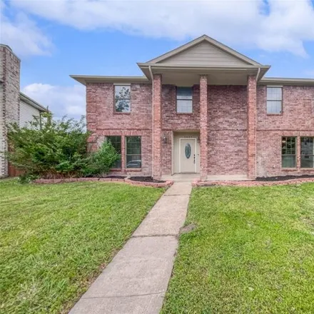 Buy this 4 bed house on 2711 Austin Drive in Mesquite, TX 75181