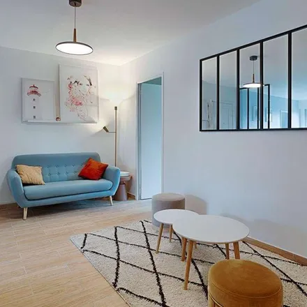 Image 5 - 5 Rue Henri Barbusse, 92000 Nanterre, France - Apartment for rent