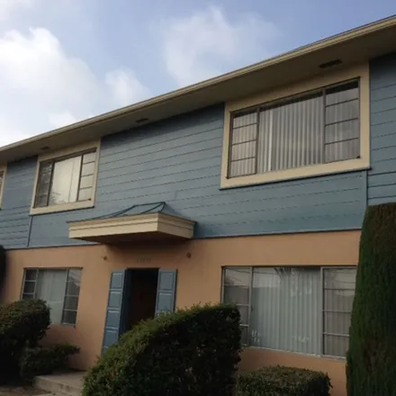 Rent this 2 bed apartment on First Baptist Church in Belmont Street, Bellflower