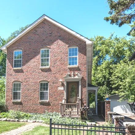 Rent this 3 bed duplex on 325 North Loomis Street in Naperville, IL 60540