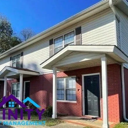 Rent this 3 bed townhouse on 924 Corder Road in Warner Robins, GA 31088