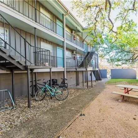 Image 7 - 302 East 34th Street, Austin, TX 78705, USA - Apartment for rent