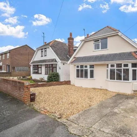 Buy this 3 bed house on St Andrews Avenue in Weymouth, DT3 5JS