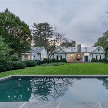 Buy this 5 bed house on 165 Linden Farms Road in Locust Valley, Oyster Bay
