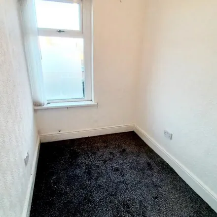 Image 2 - Salisbury Place, Bishop Auckland, DL14 7NB, United Kingdom - Apartment for rent